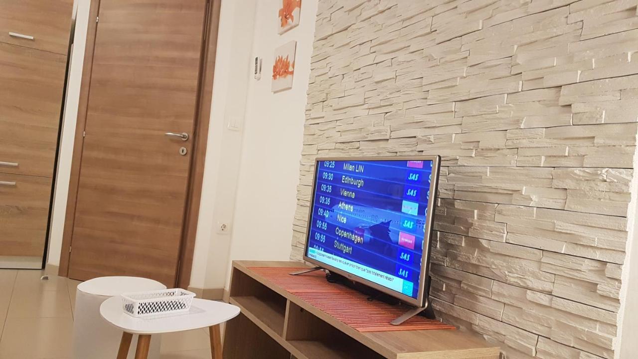 Apartment Orange Brist プーラ エクステリア 写真